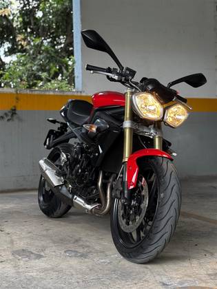 TRIUMPH STREET TRIPLE 675 ABS TRIUMPH STREET TRIPLE 675 ABS
